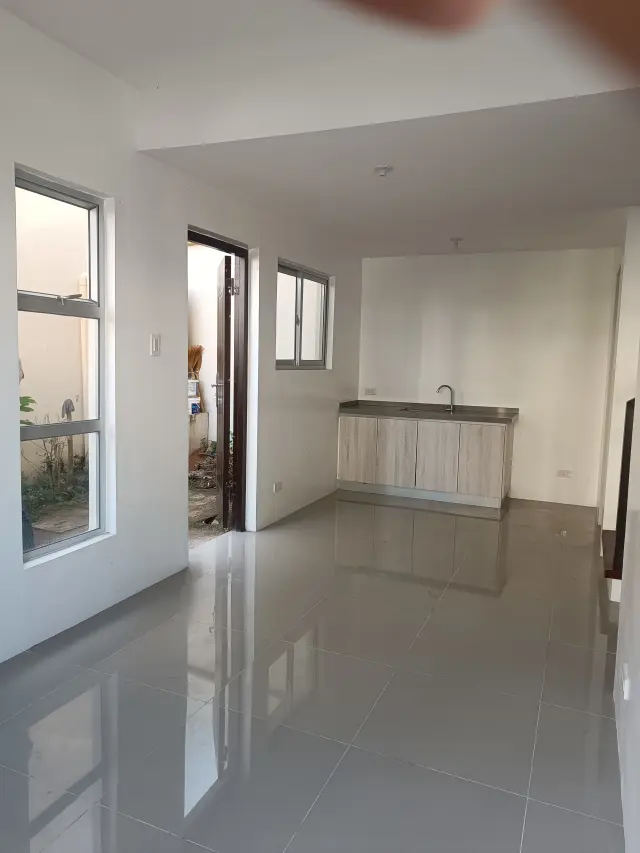 FLORENTINE MODEL DIAMOND HEIGHTS FOR RENT - Secondary Image