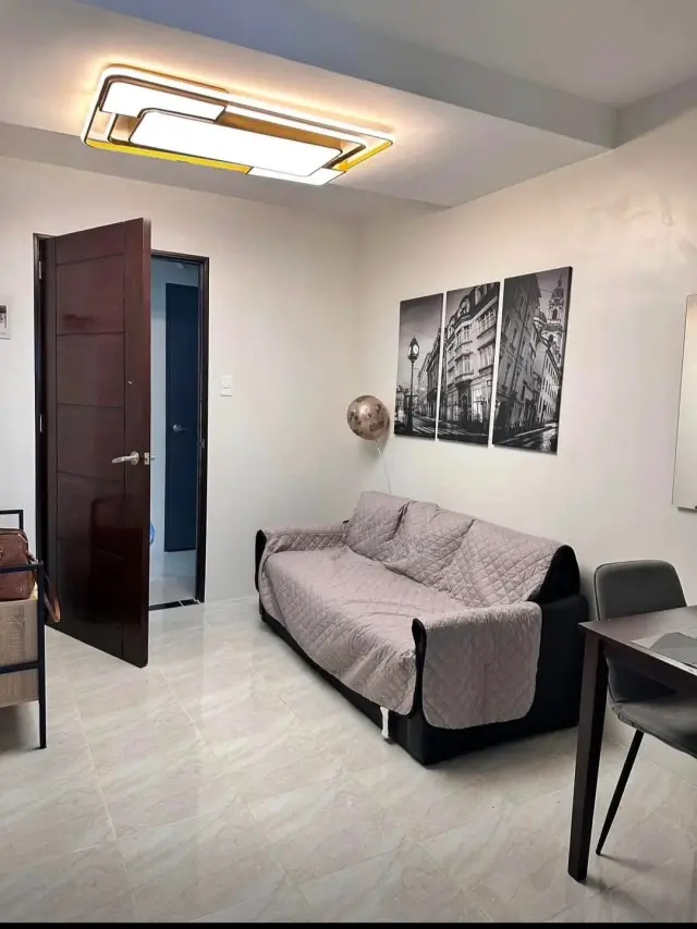 2 Bedroom-Condominium - Secondary Image