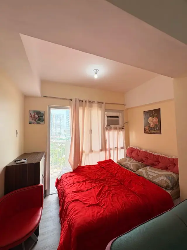 2 units studio with balcony - Secondary Image