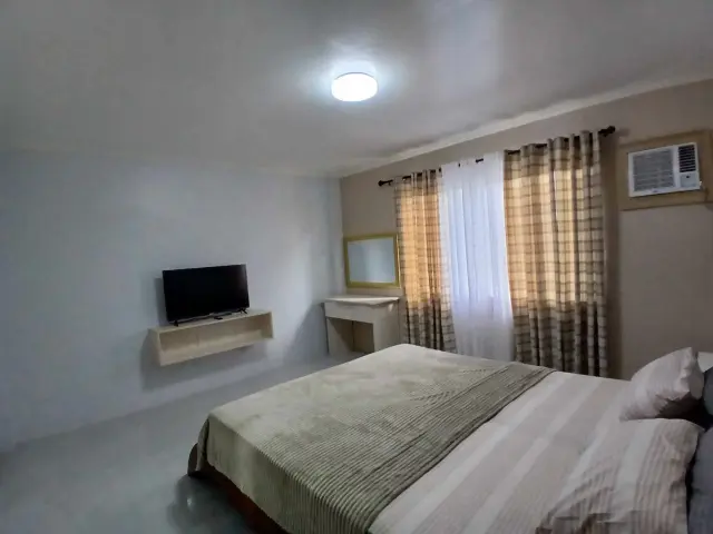 Newly Renovated and Spacious Townhouse for Rent - Secondary Image