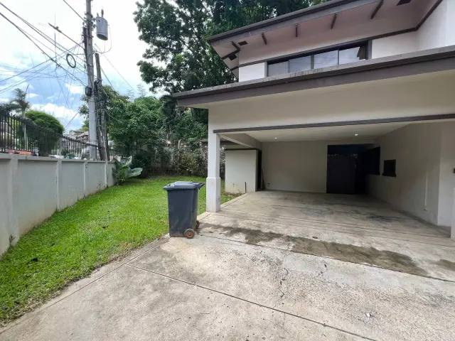 2-Storey House for RENT in Maria Luisa, Banilad, Near Gate - Secondary Image