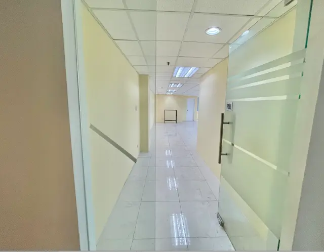 Ortigas Office For Rent 141sqm with 1 Slot Parking - Secondary Image