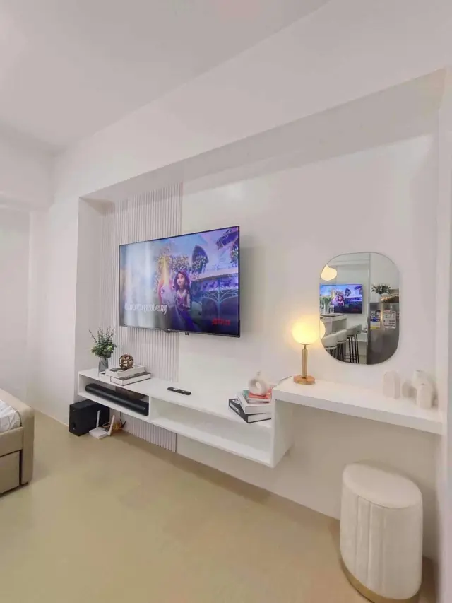 Fully Furnished -Studio Unit - Secondary Image
