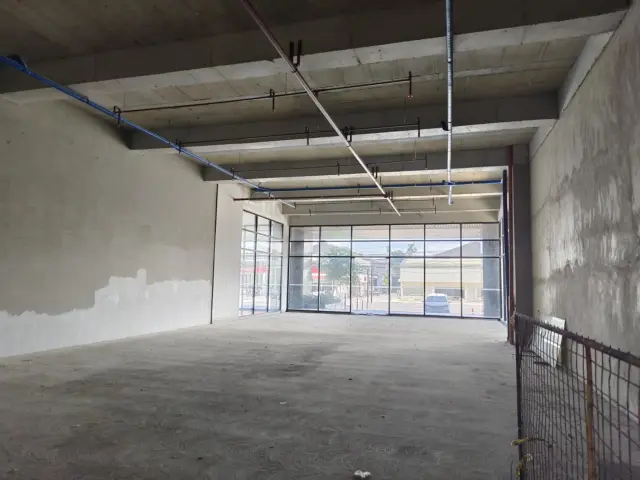 Ground floor Commercial Space - Secondary Image