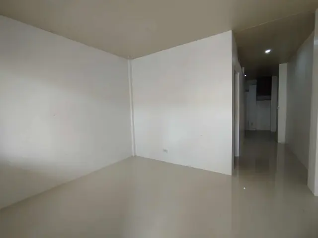 1 BEDROOM APARTMENT - Secondary Image