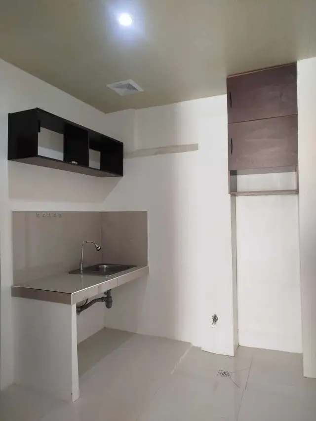 1 BEDROOM APARTMENT - Secondary Image