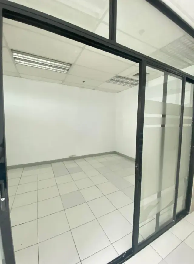 FOR RENT OFFICE IN GLOBE INNOVE - Secondary Image