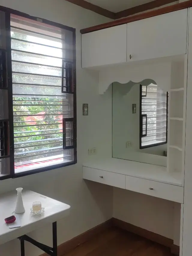 3-bedroom Townhouse in Banawa - Secondary Image