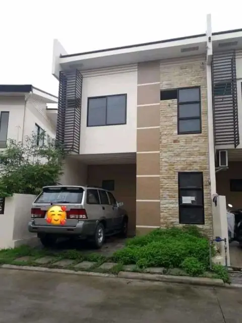 House	/	2 Bedrooms	/	Semi Furnished	/	Fontana Heights Residences - Cubacub St. Brgy. Cubacub, Mandaue City, Cebu