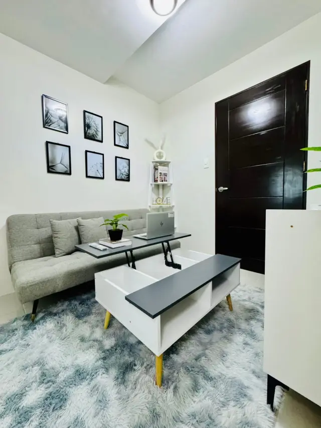 Chic & Convenient 2 Bedroom Condo for Urban Lifestyle Seekers - Secondary Image
