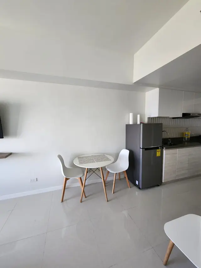 Mandani Bay Condo for rent - Secondary Image