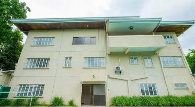 3-Level Big House for RENT in Maria Luisa, Banilad, Cebu City - Secondary Image