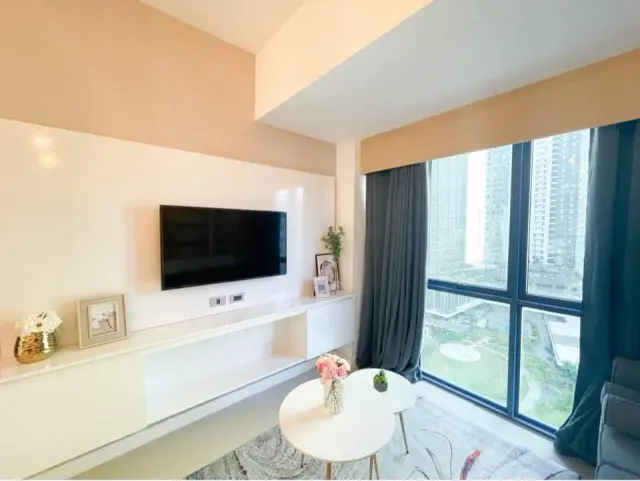 1-Bedroom Fully Furnished Condo with Balcony in 38 Park Avenue, IT Park, Cebu City - Prime location - Secondary Image