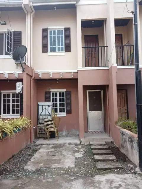Apartment	/	2 Bedrooms	/	Unfurnished	/	Apartment in Bankal - Ramirez Drive Ticgahon Bankal, Lapu Lapu City, Cebu
