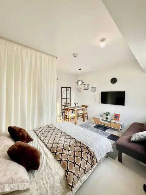 for-rent-cozy-fully-furnished-studio-at-taft-east-gate-cebu-city-for-rent