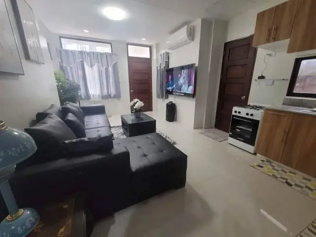 For Rent Clean & Well-maintained House and Lot - Secondary Image