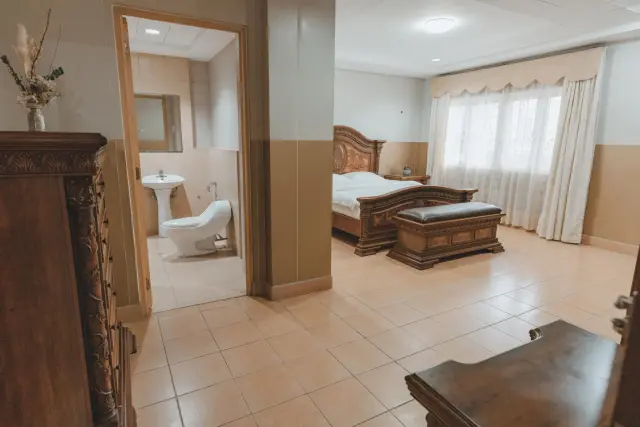 Affordable & Spacious 3BR Living – Pet-Friendly, Near IT Park & Cebu Business Park - Secondary Image