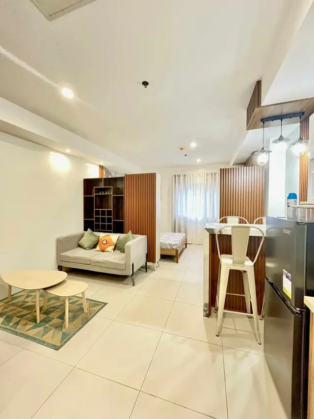 🌸 Matina Enclaves – Big Studio Type Unit Staycation Condo🌸 - Secondary Image
