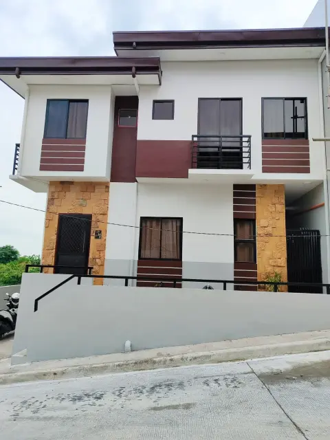 corner-house-lot-for-rent-in-bay-ang-ridge-sta-cruz-liloan-for-rent