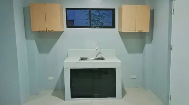 HOUSE & LOT FOR RENT - Secondary Image