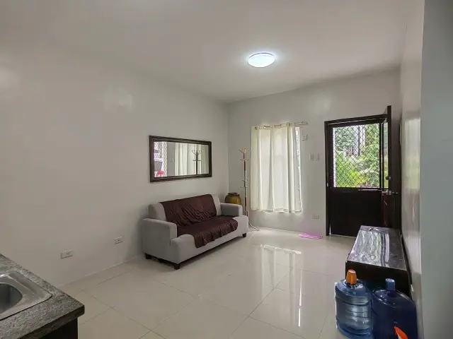 House and Lot 3 Bedrooms For rent (Semi-furnished) Velmiro Heights - Secondary Image