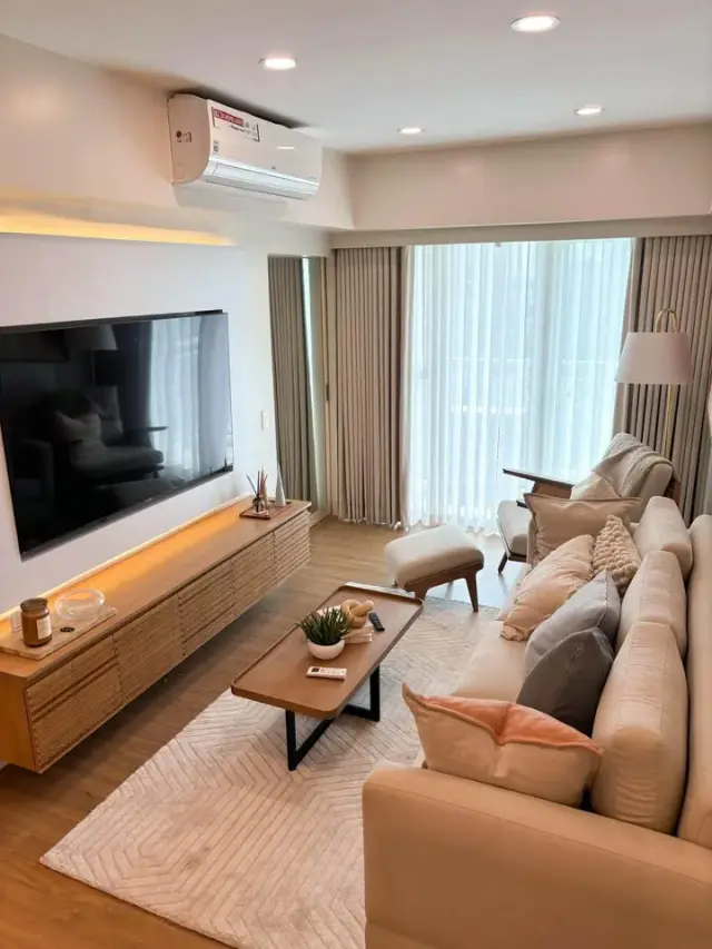 2BR Solinea Tower 3 Fully furnished for RENT with Parking - Secondary Image