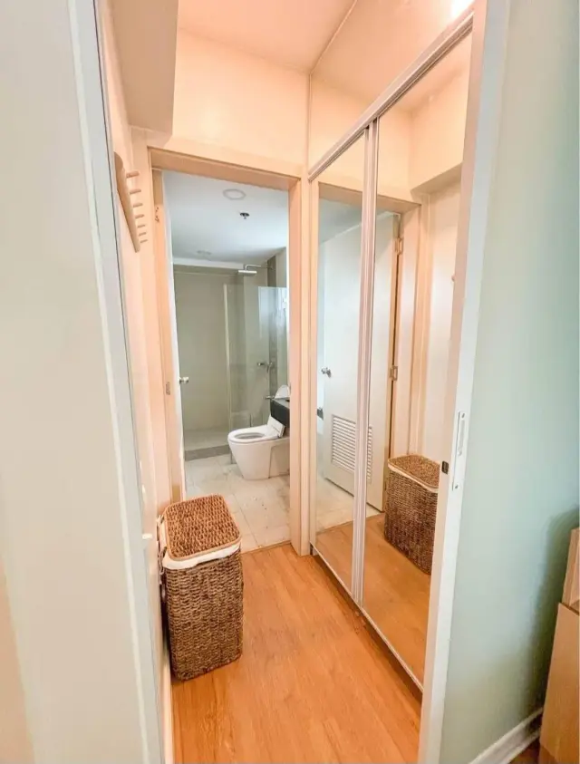 Solinea Condominium for RENT - Secondary Image