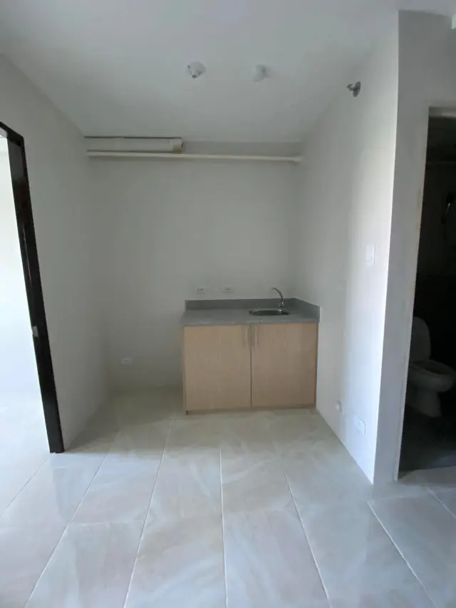 Deca  Homes Banilad Condominium for RENT - Secondary Image