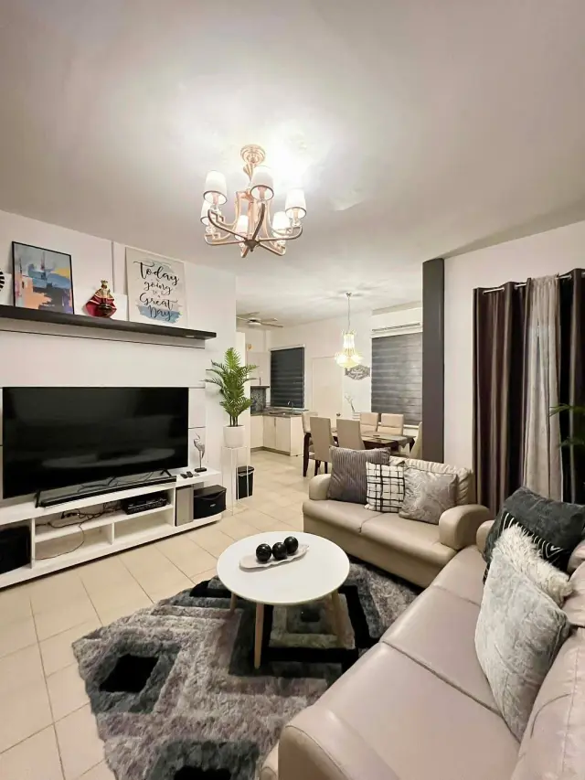 FULLY FURNISHED HOUSE IN SOLARE - Secondary Image