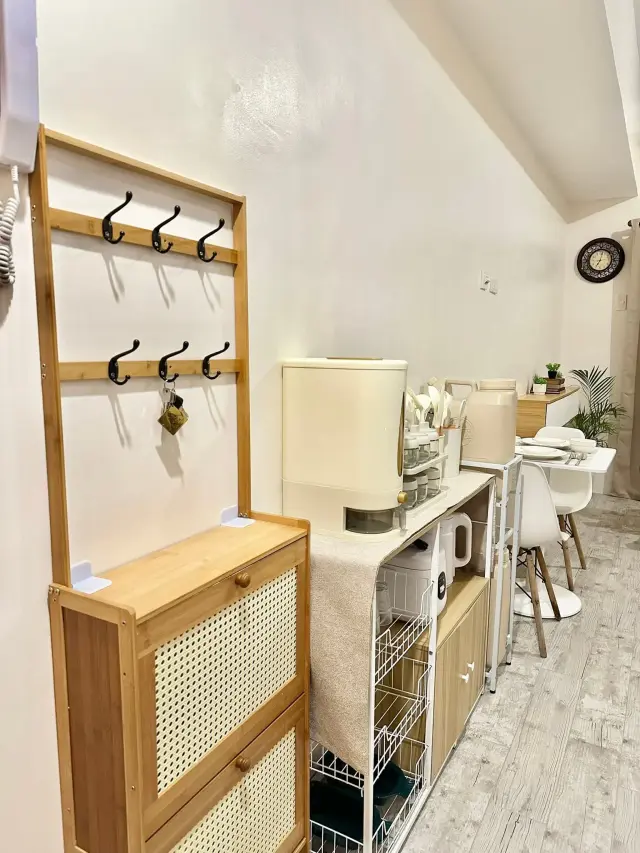 FULLY FURNISHED STUDIO IN THYME RESIDENCES WITH BALCONY - Secondary Image