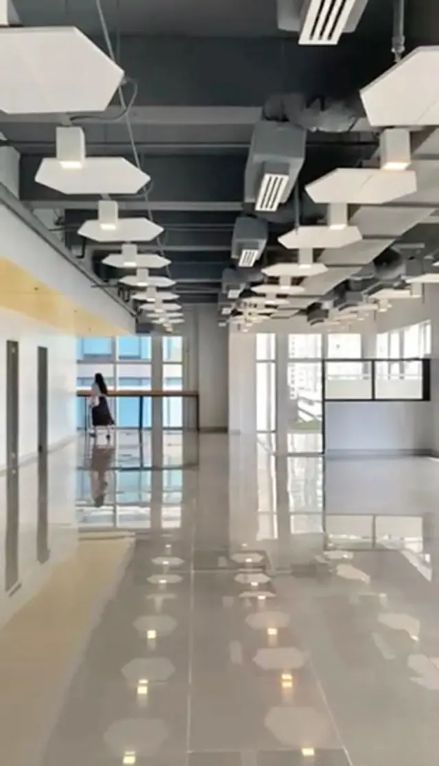 365 Sqm. Office Space FOR RENT In Cebu Business Park - Secondary Image