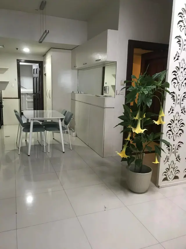 1BR with Parking for Rent in Avalon Cebu Business Park - Secondary Image