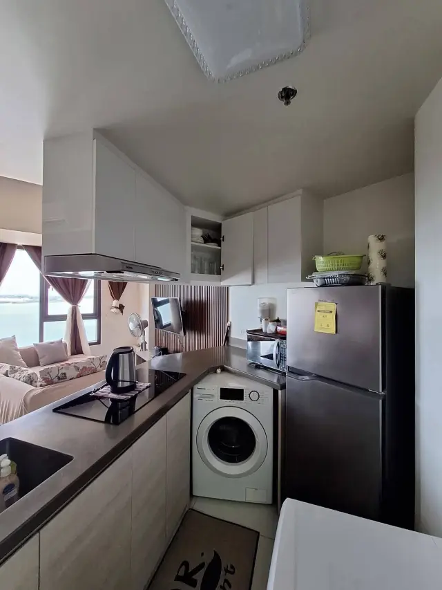 1bedroom-Condominium - Secondary Image