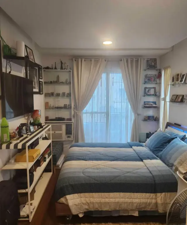 FULLY FURNISHED 3 Storey House for Rent - Secondary Image