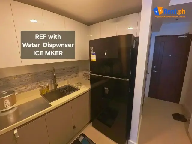 Modern 2 Bedroom with Balcony For Rent in IT Park Cebu City - Secondary Image