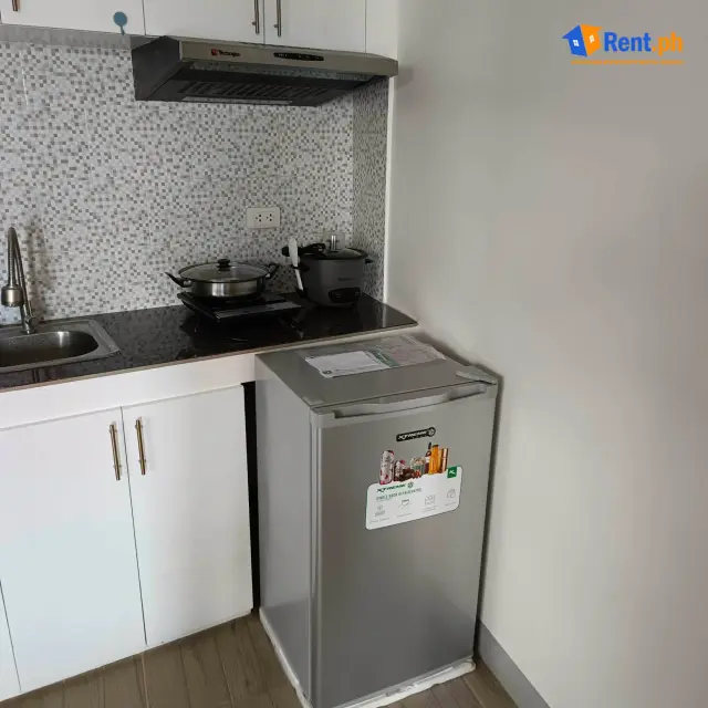 Modern Studio Apartment For Rent in Tagbilaran City with Balcony - Secondary Image