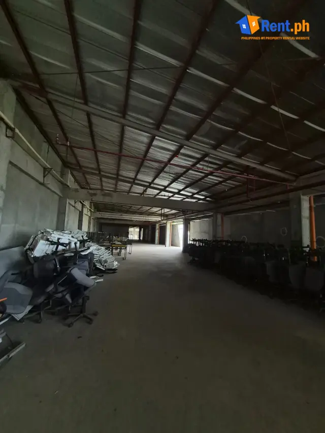 FOR RENT: 688 sqm Prime Office Space in Dumaguete City - Secondary Image