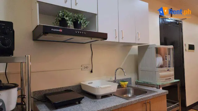 Contemporary 1BR Residence - Secondary Image