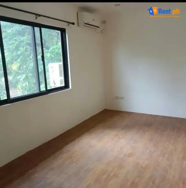Spacious 5BR House and Lot For Rent in Cebu City Kasambagan - Secondary Image