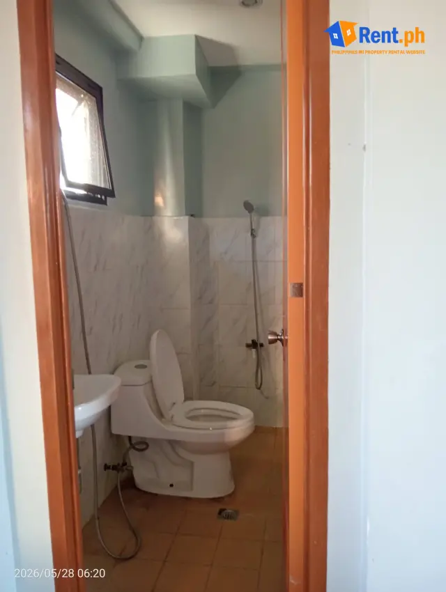 TOWNHOUSE UNIT FOR RENT IN DECAHOMES SABANG - Secondary Image
