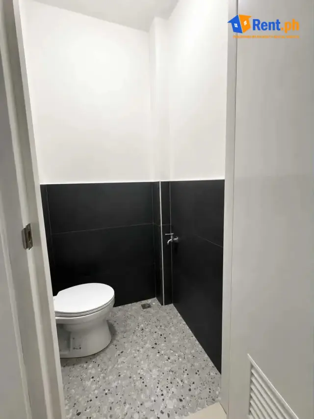 PRIME COMMERCIAL SPACE FOR RENT IN LAGAO - Secondary Image