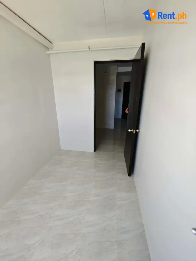 UNFURNISHED 2BR FOR RENT IN URBAN DECA BANILAD - Secondary Image