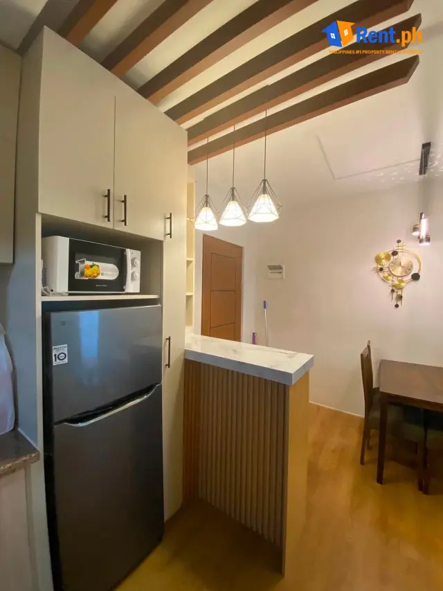 1BR condomini with pool access near Ateneo De Davao and DMSF - Secondary Image