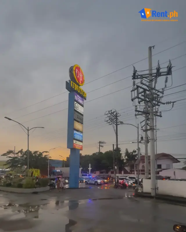 Unitop Mall Baliwag - Secondary Image