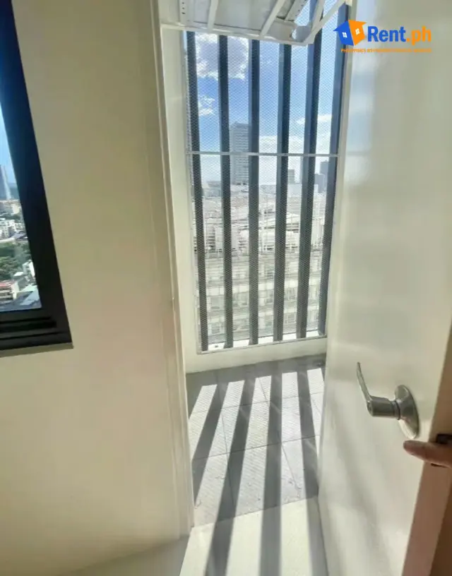 Condo near DLSU/CSB: 3 Torre Lorenzo Taft (Incl. Dues & Water) - Secondary Image