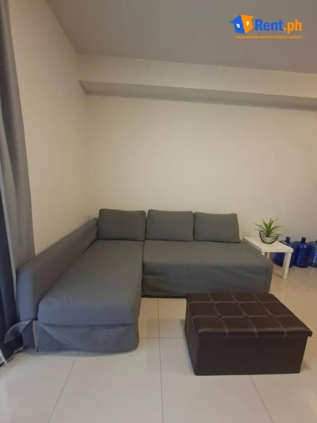 Modern 1BR Condominium For Rent in Cebu City with Pool - Secondary Image