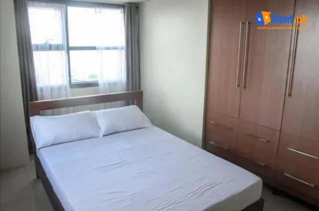 2 BR Condo Unit in General Maxilom Avenue w/ Parking Lot - Secondary Image