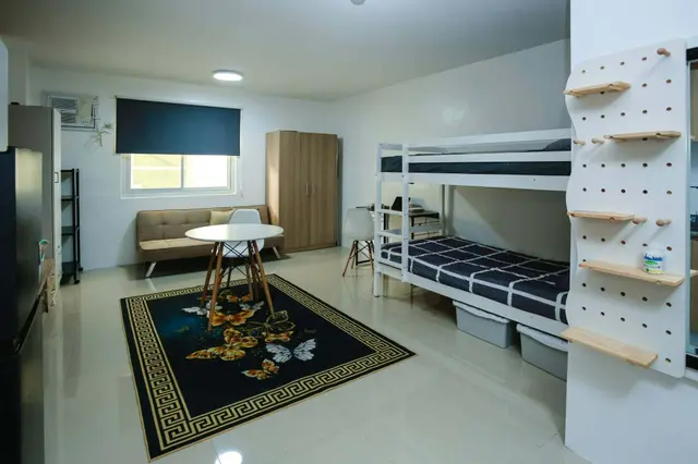 Condo Bernwood Tower - Secondary Image