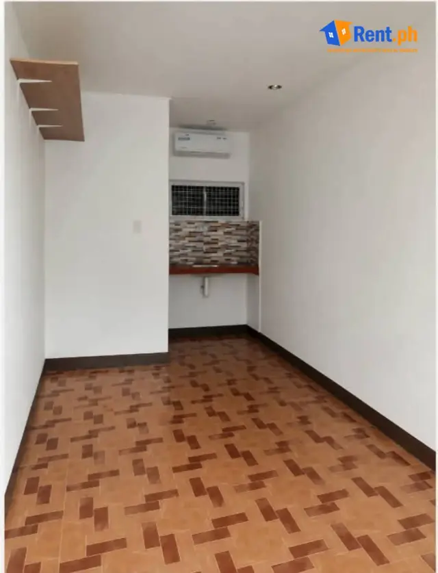 Spacious Retail Space For Rent in Silang Cavite Highway - Secondary Image