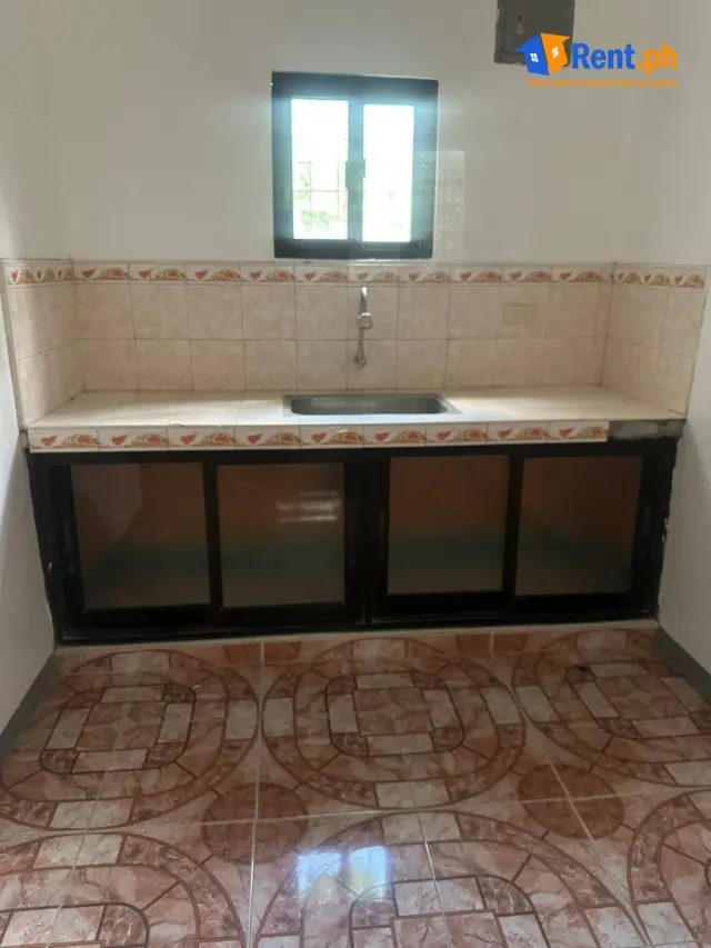 Spacious 6BR House & Lot in Silang, Cavite: Ideal for Families & Investment - Secondary Image